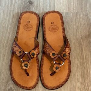 Artesania Women’s 9 Leather Floral Brown Sandals Mexico Summer Tropical Boho